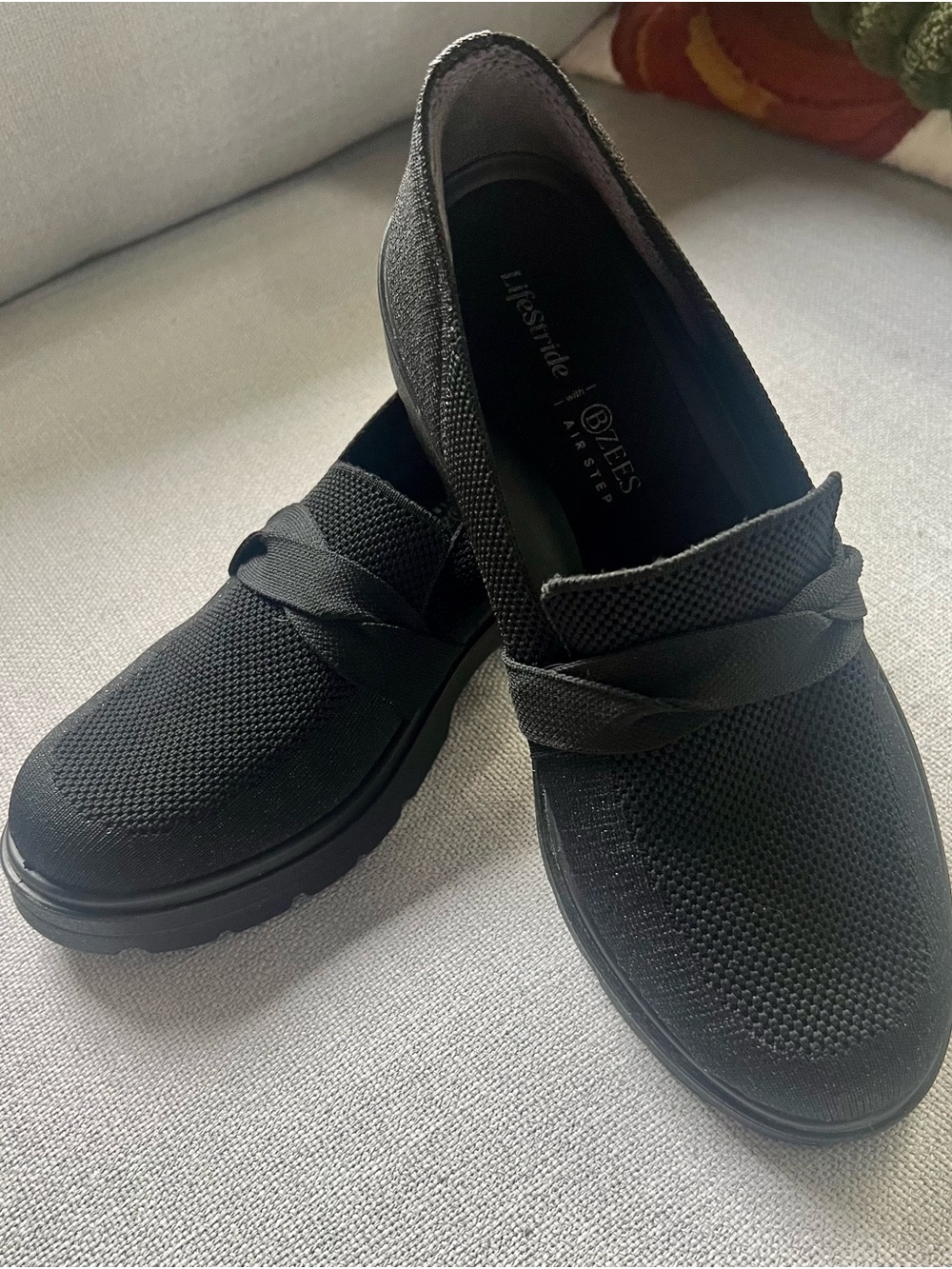 Bzees LifeStride Muse Bow Sparkly Knit Slip-On Loafers
